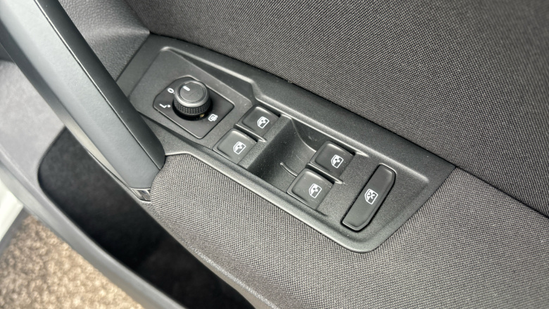 Volkswagen Tiguan 1.5 TSI 150 Life 5dr Petrol Estate